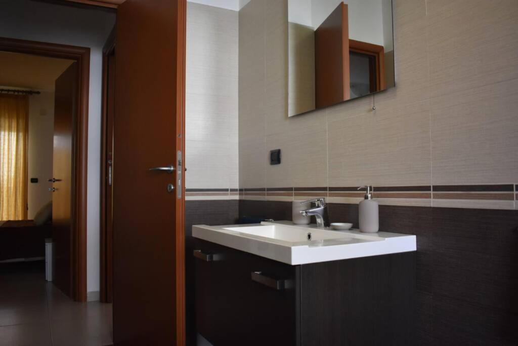 Donna Teresa Accomodation - Holiday House مونوبولي المظهر الخارجي الصورة